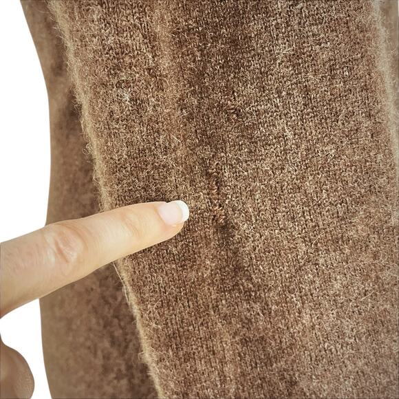 OLD NAVY 2007 Collection 100% Cashmere Brown Scoop Neck Sweater Size S *mended* - Picture 3 of 9